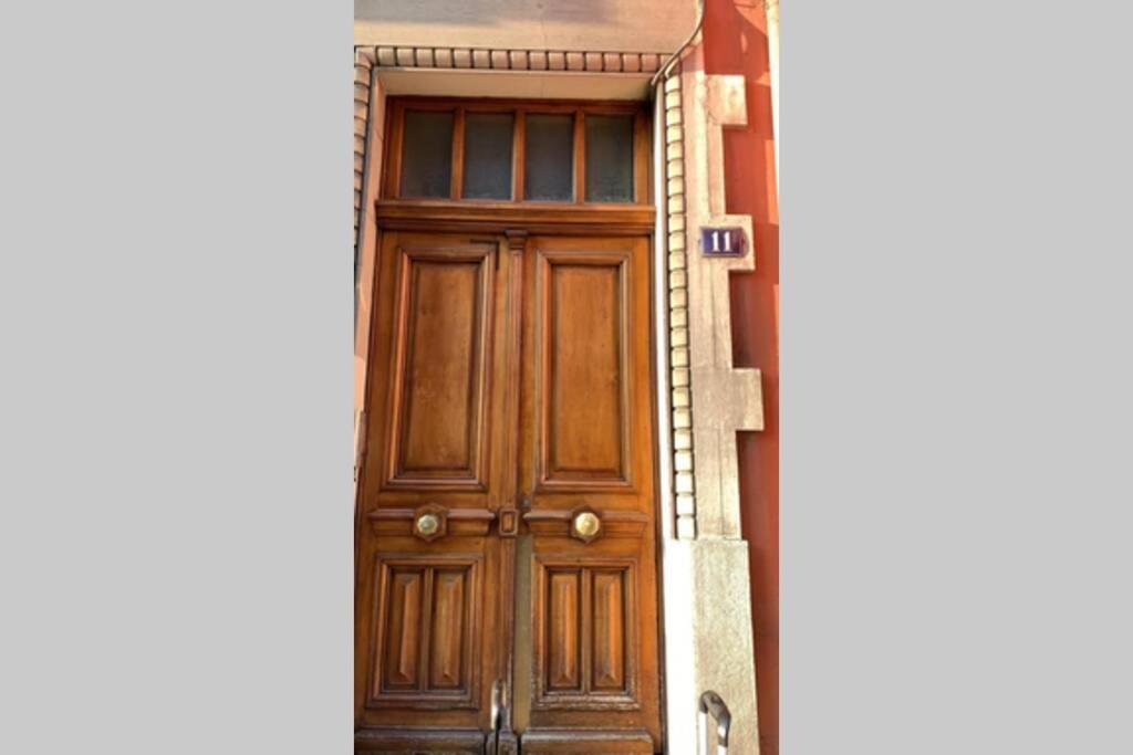 غرونوبل Bel Appartement Charme Ancien Dans Quartier Anime المظهر الخارجي الصورة